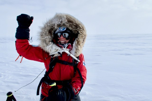 DIY: Compass Stand for Winter Expeditions – Frida Pelin
